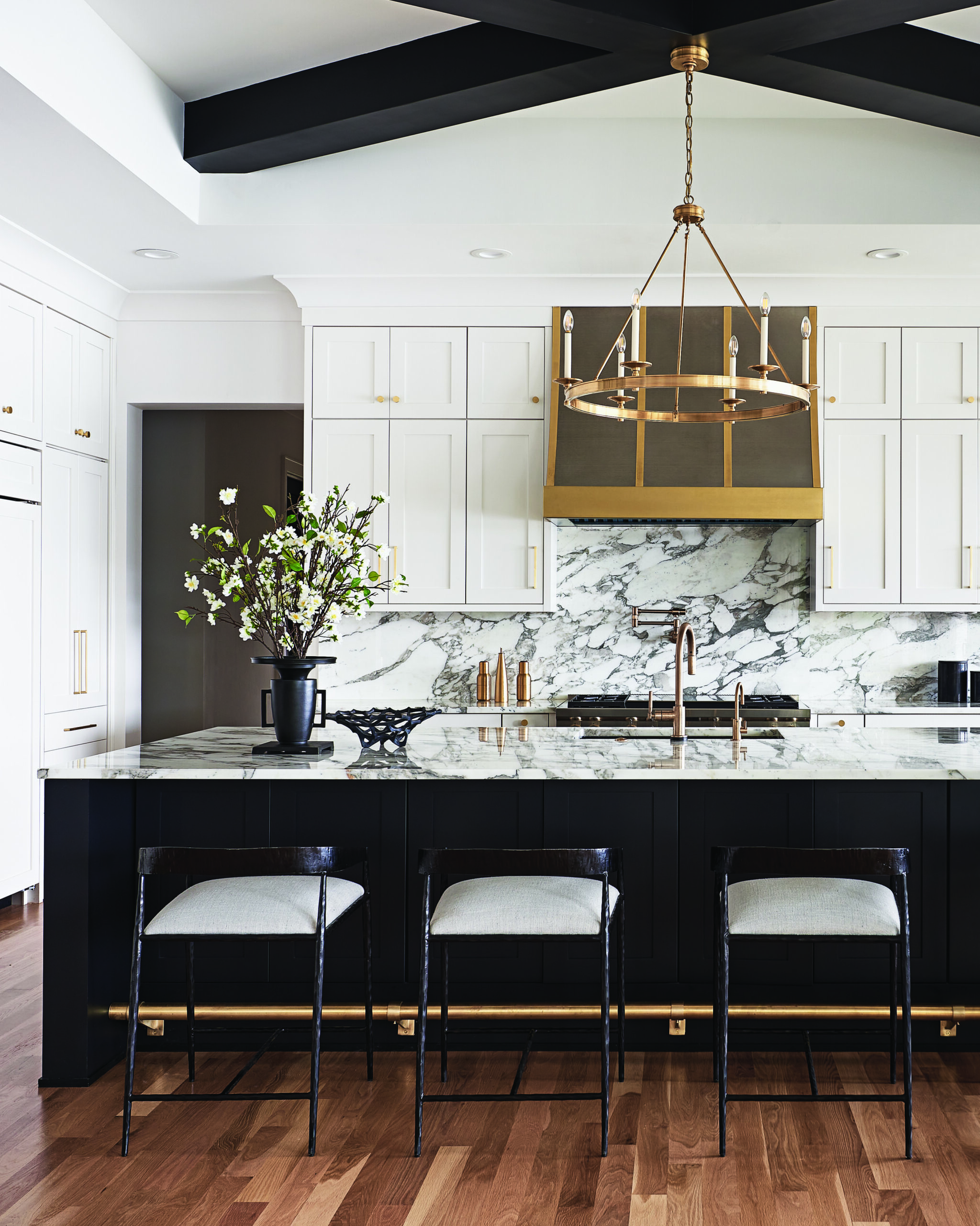 New construction and Full Furnishings on Lake Norman.